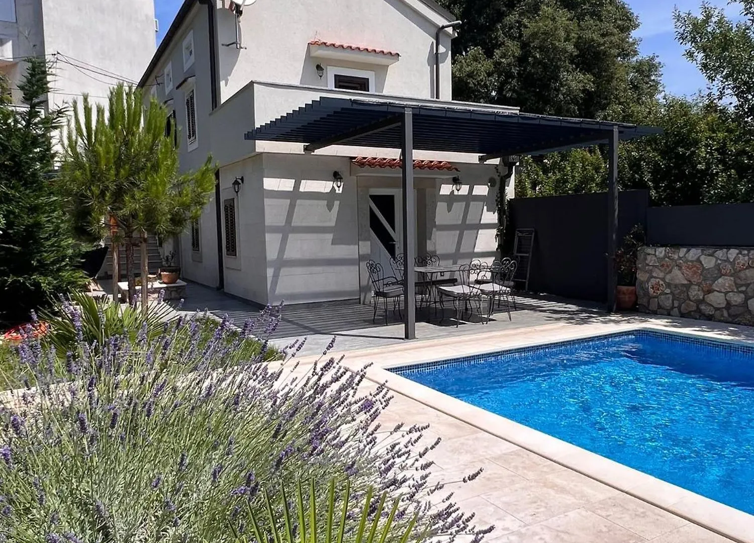 Vila Palma Vrbnik 0*,  Croatia